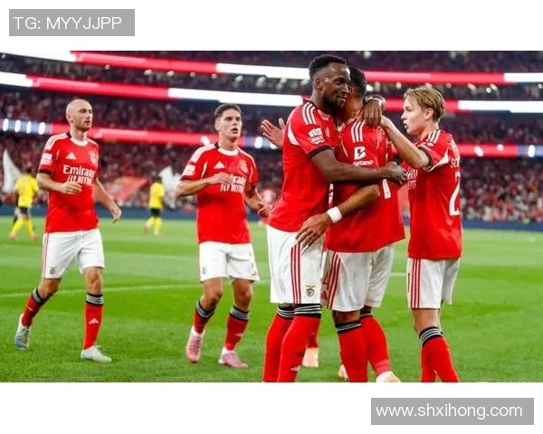 本菲卡逆转取三连胜穆里尼奥激情庆祝距榜首仅差三分